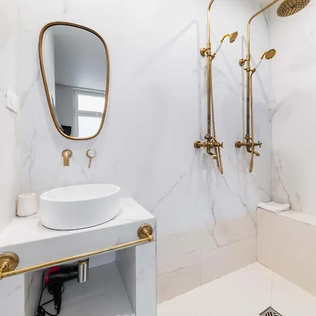 Lumineux Et Moderne Proche Du Metro - 2p Apartment *